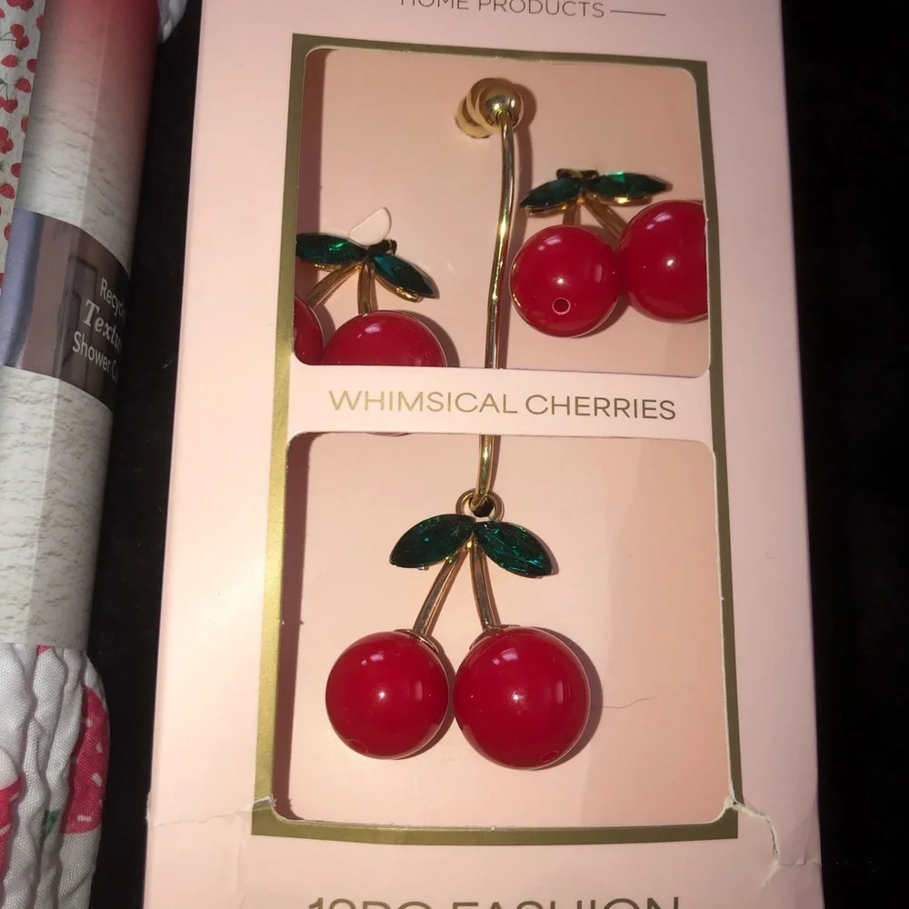 🍓🍒 Cherry & Strawberry  Textural Shower Curtain w/ cherry hooks